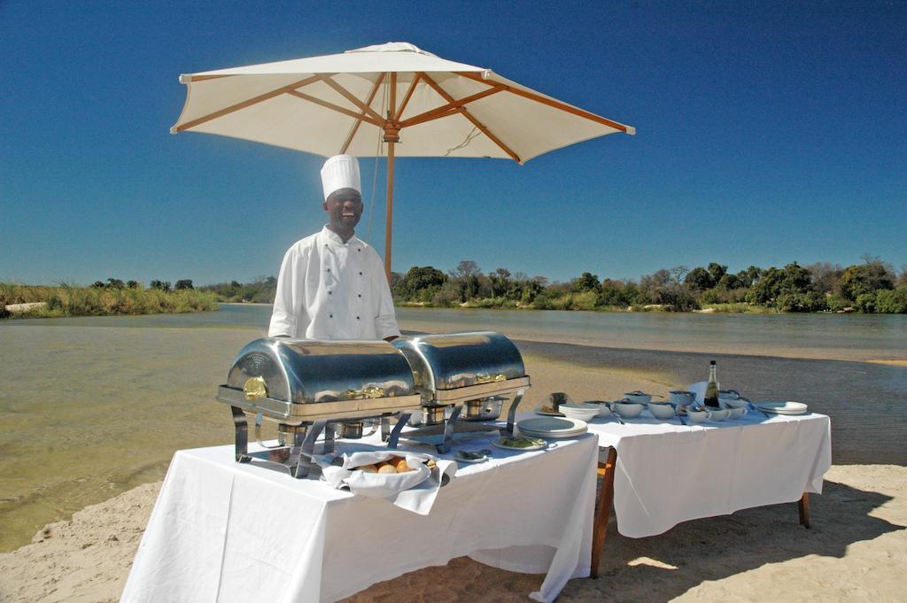 Divava Okavango Resort & Spa Bagani Ngoại thất bức ảnh