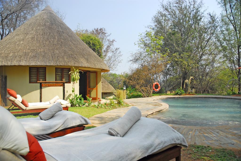 Divava Okavango Resort & Spa Bagani Ngoại thất bức ảnh