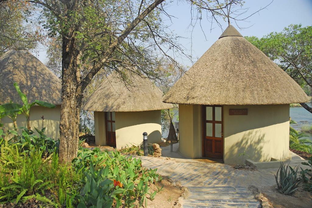 Divava Okavango Resort & Spa Bagani Ngoại thất bức ảnh